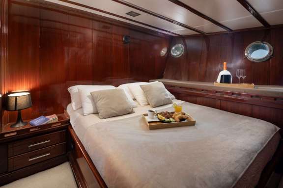 Image of Vivere yacht #16