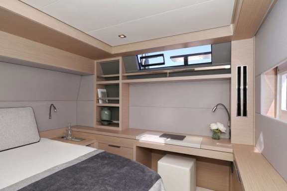 Image of CHAMPAGNE PLEASE yacht #8