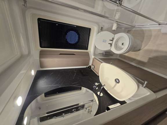 Image of Relentless yacht #4