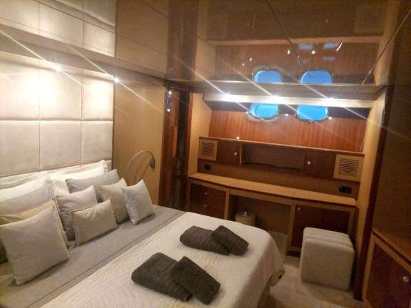 Image of Mamma’s yacht #4