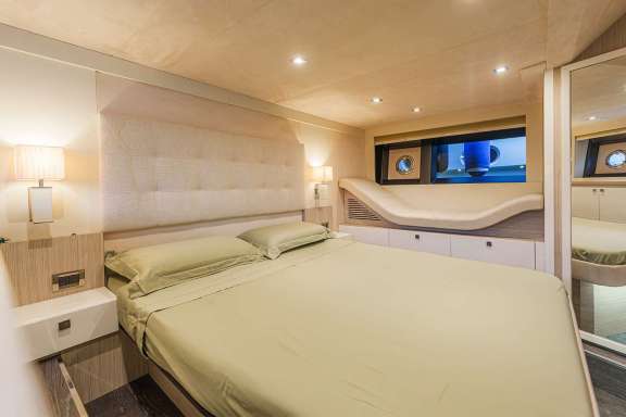 Image of Peleo Dos yacht #6