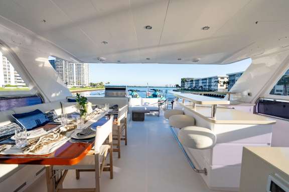 Image of PILOT LOUNGE yacht #12