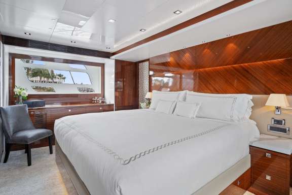 Image of PILOT LOUNGE yacht #6