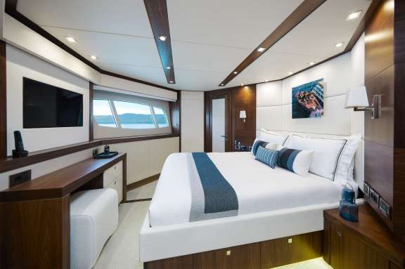 Image of GEORGE P yacht #10