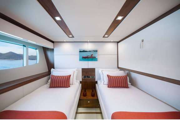 Image of GEORGE P yacht #12