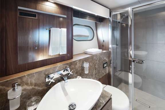 Image of GEORGE P yacht #9