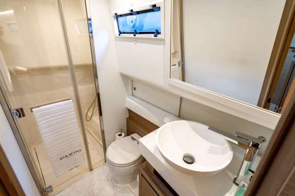 Image of Glycerine yacht #7