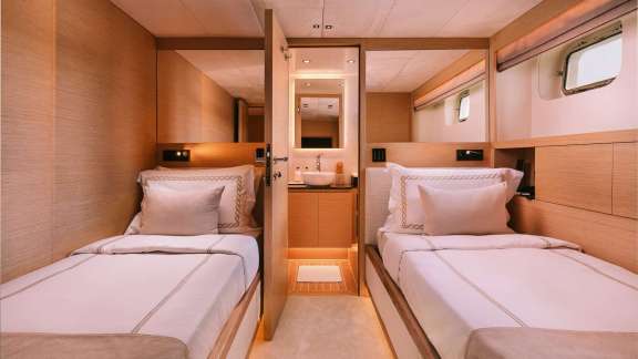 Image of XIPHIAS yacht #10