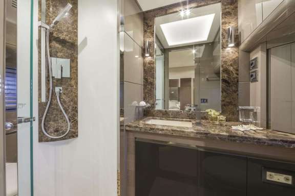 Image of WHY NOT yacht #9