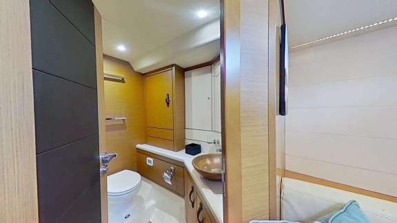 Image of Bodhisattva yacht #8