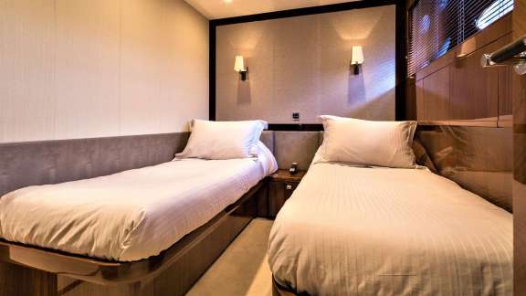 Image of 4LIFE yacht #9