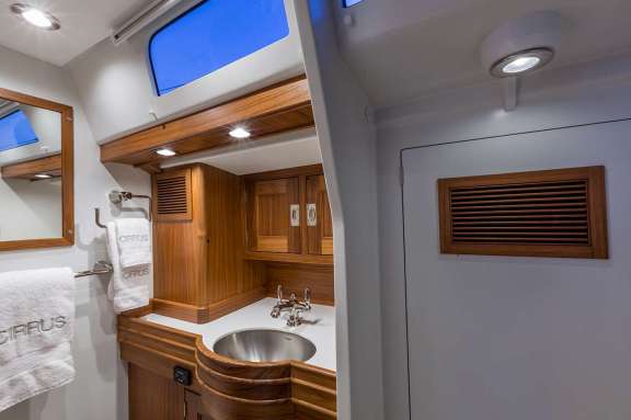 Image of CIRRUS yacht #6
