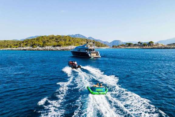 Image of ANDROMEDA yacht #17