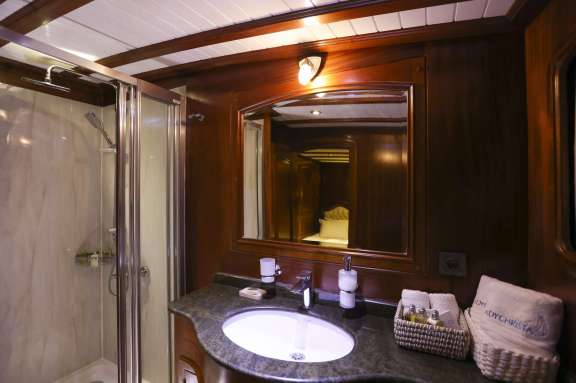 Image of LADY CHRISTA yacht #9