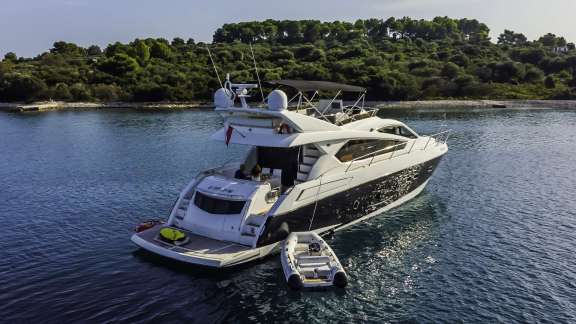 Image of 2 DRUNK yacht #12