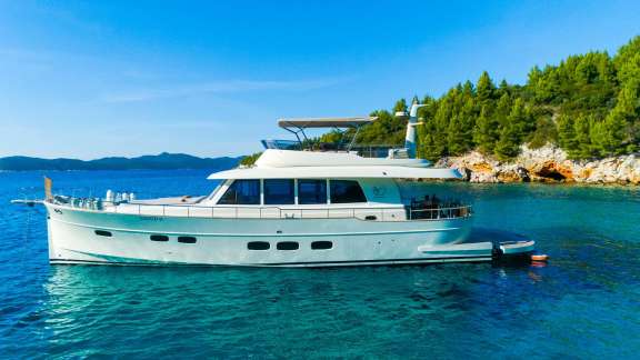 Image of CLOUD 9 yacht #11