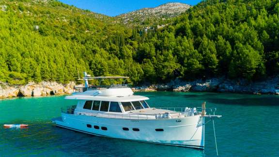 Image of CLOUD 9 yacht #12