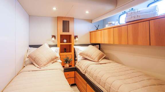 Image of JOLIDOR yacht #18