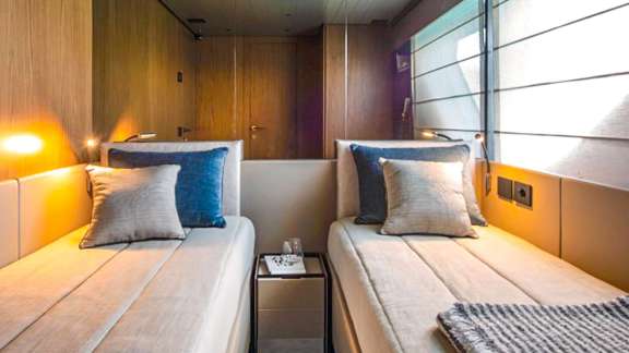 Image of BLUEGAME BG74 yacht #6