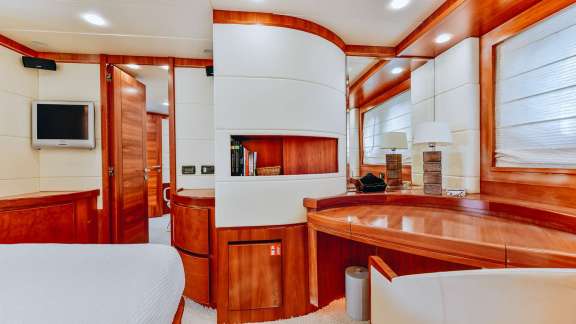 Image of SEA LADY yacht #15