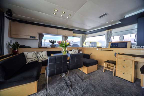 Image of AURA yacht #3