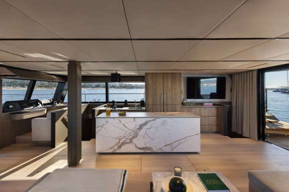 Image of FULL MOON yacht #10