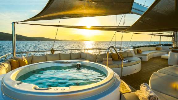 Image of LADY GITA yacht #6